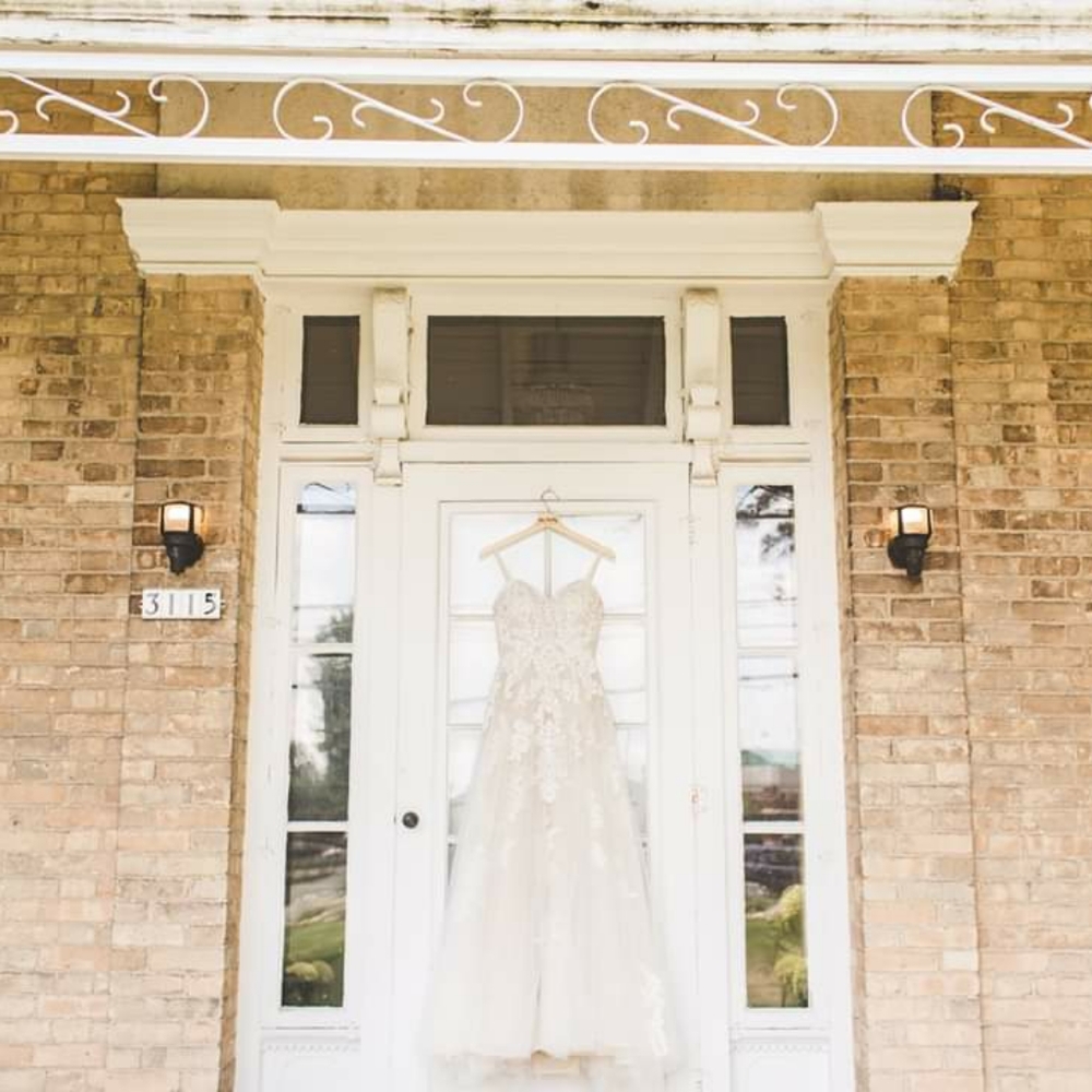 Wedding Dress - Picture 3 of 7